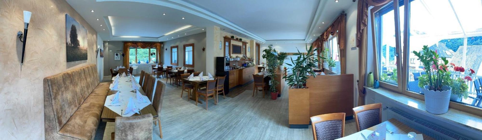 Hotel Zur Mosel Minheim Ngoại thất bức ảnh