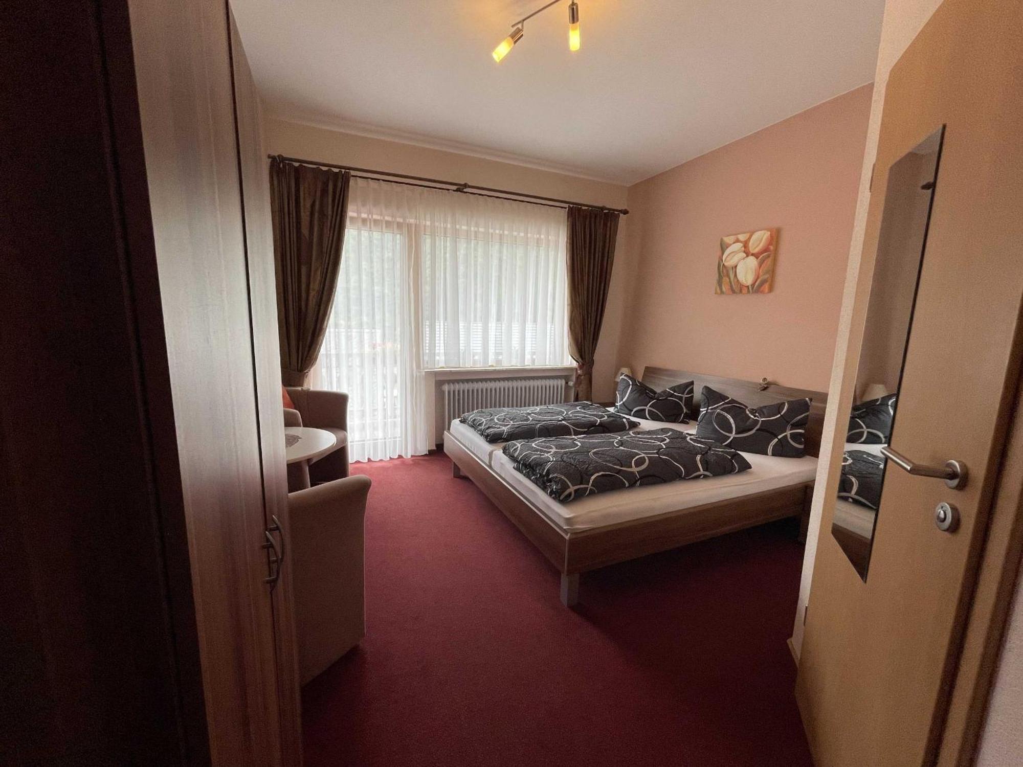 Hotel Zur Mosel Minheim Ngoại thất bức ảnh
